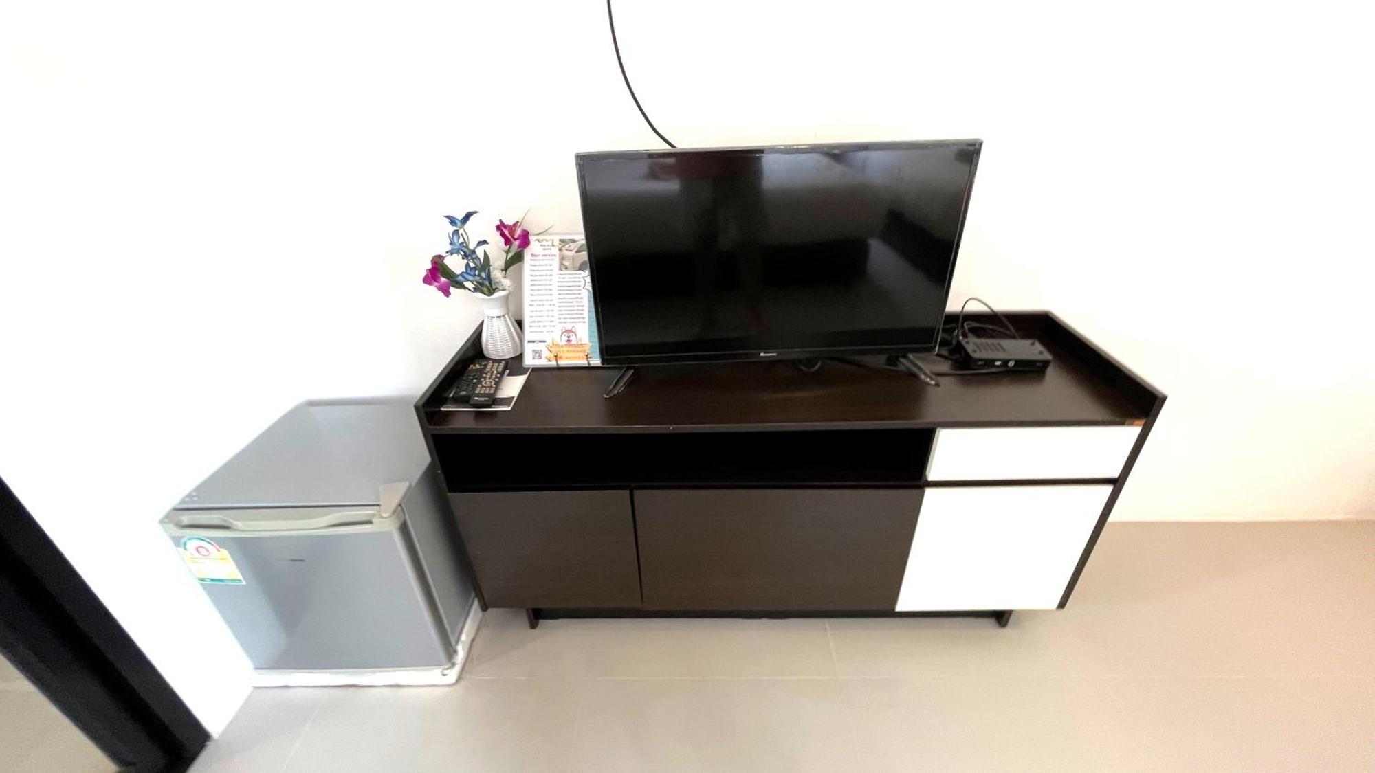 Rockstar Beach Apartments Bang Rak Beach  Buitenkant foto