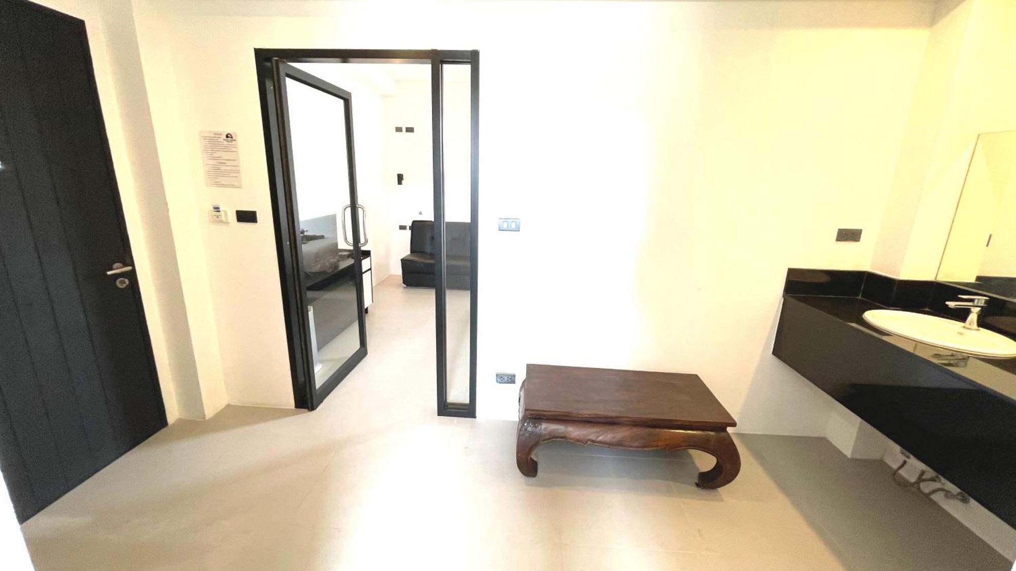 Rockstar Beach Apartments Bang Rak Beach  Buitenkant foto