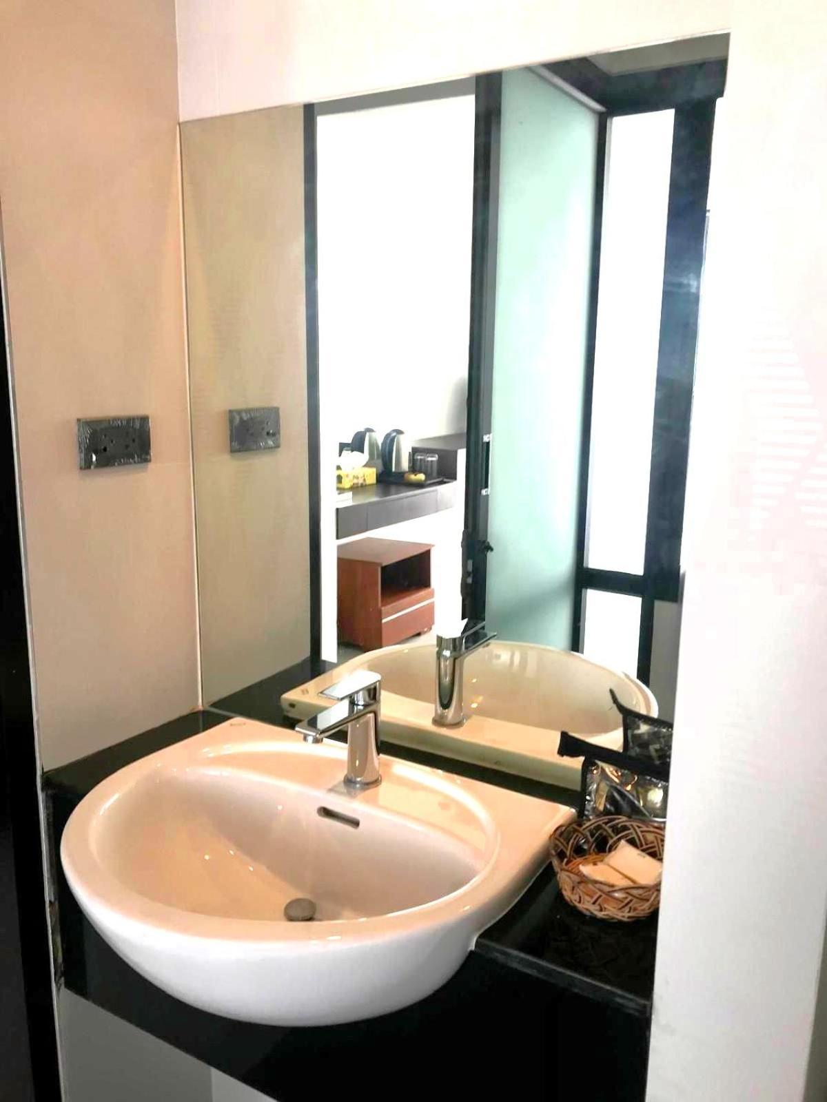 Rockstar Beach Apartments Bang Rak Beach  Buitenkant foto
