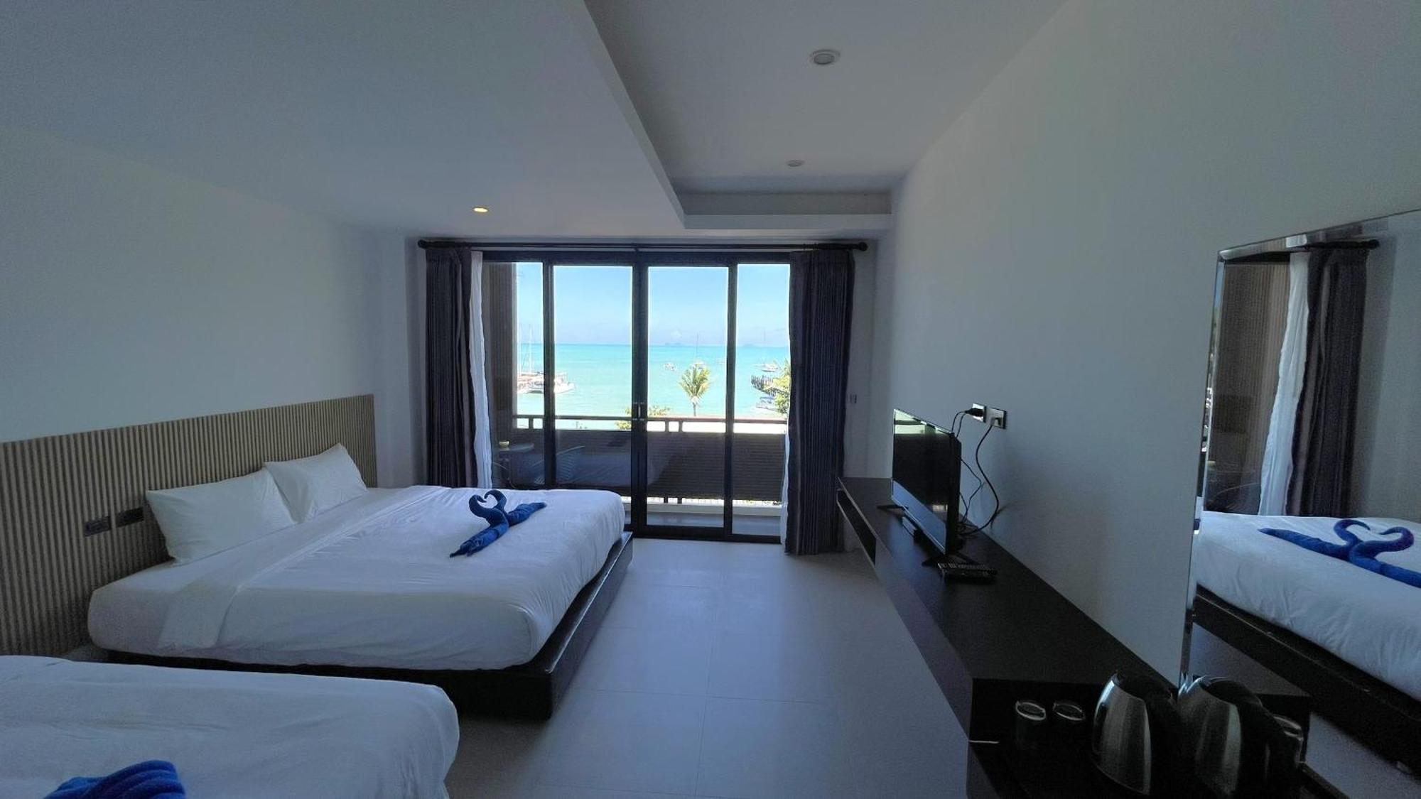 Rockstar Beach Apartments Bang Rak Beach  Buitenkant foto